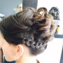 img Coiffure chignon par L